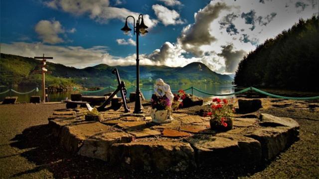 Ola Bua Near The Atlantic Road Apartment Lyngstad Exterior foto
