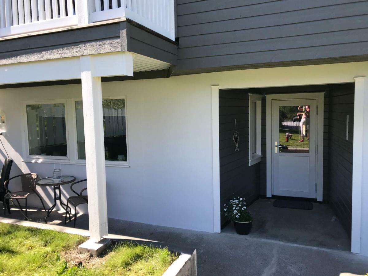 Ola Bua Near The Atlantic Road Apartment Lyngstad Exterior foto